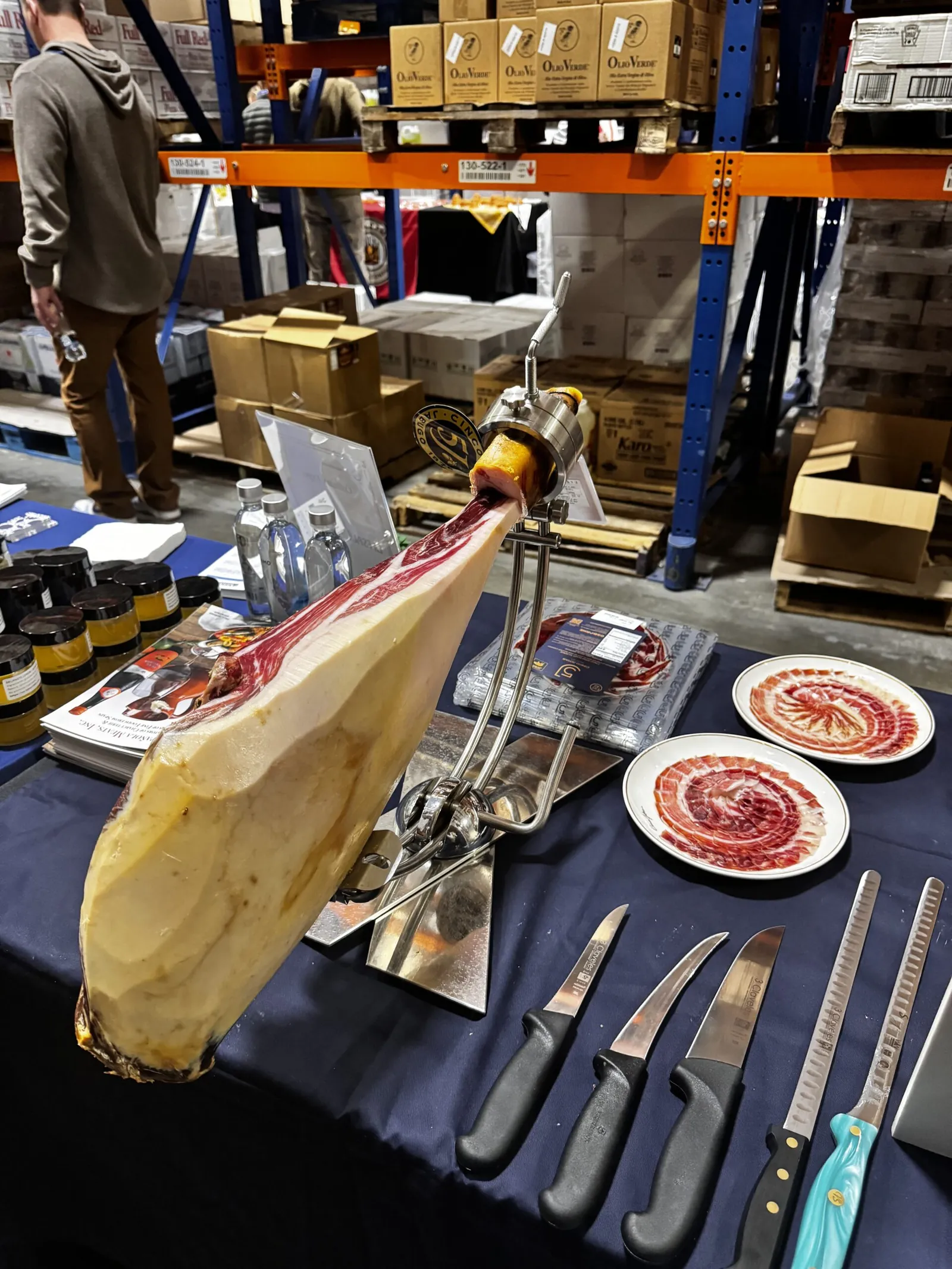Emplatado de jamón ibérico al corte