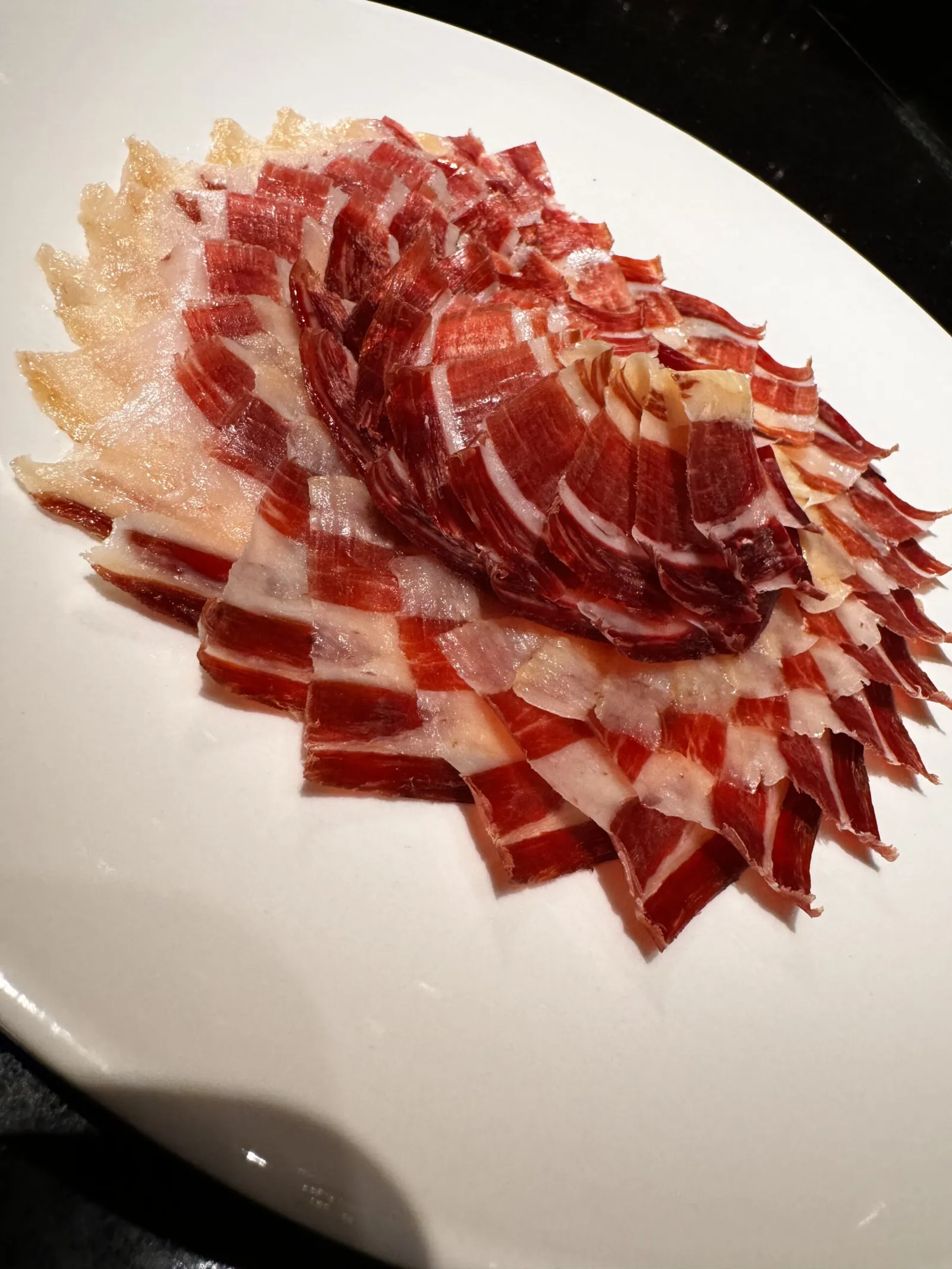 Emplatado de jamón ibérico al corte