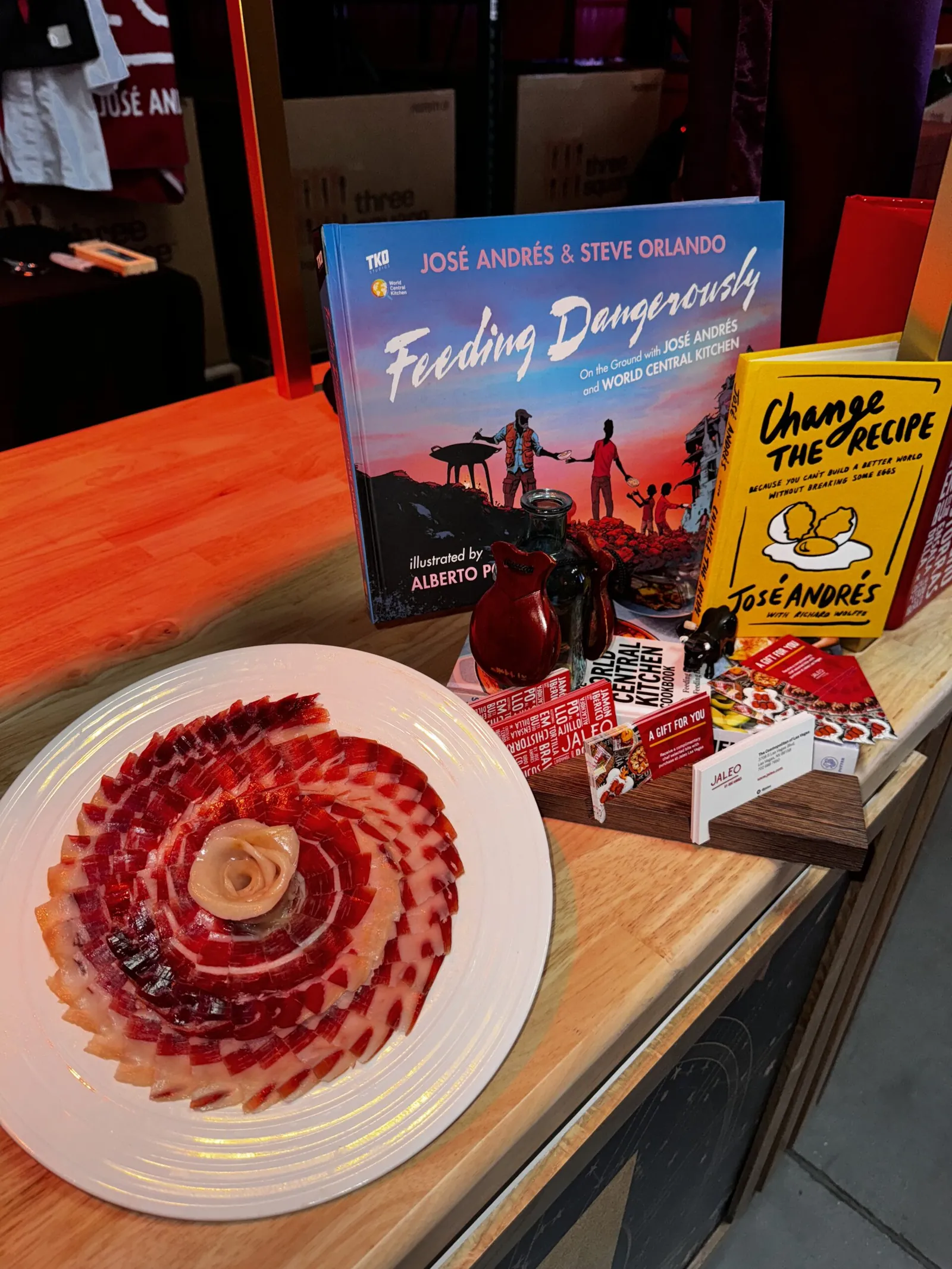Emplatado de jamón ibérico al corte