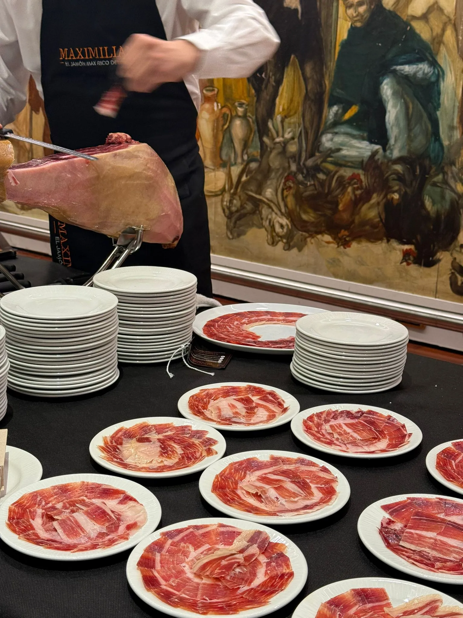 Servicio de corte de jamón en evento